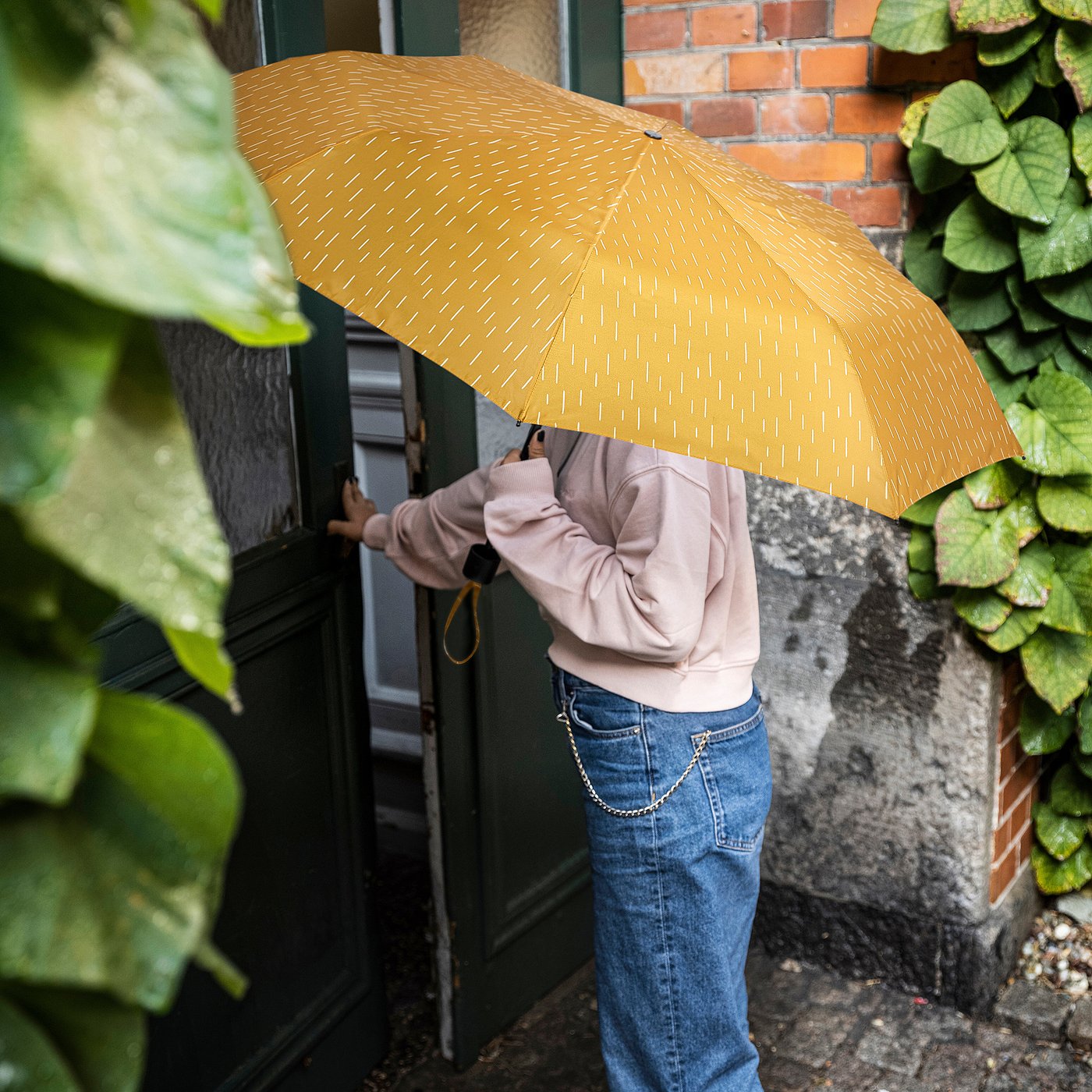 KNALLA Umbrella Foldable Yellow IKEA knalla-umbrella-foldable-yellow-ikea