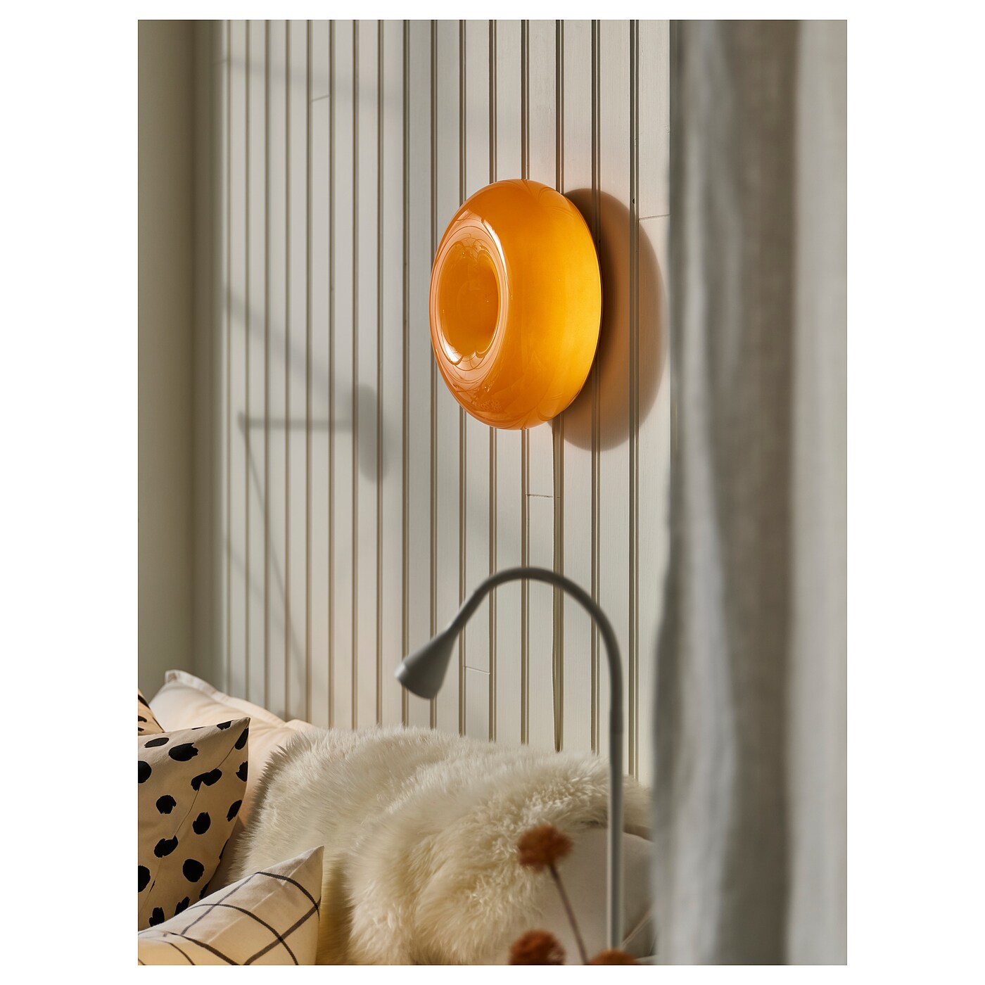 VARMBLIXT LED table/wall lamp orange glass/round - IKEA
